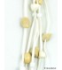 Witte koordhalsketting met houten en kunststof kralen