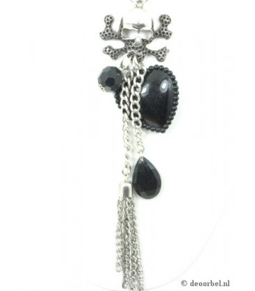Zilverkleurige halsketting met zwart hart en doodshoofd hanger