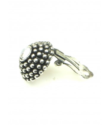 Ronde zilverkleurige metalen oorclips met strass steen