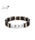 Zwarte armband met de letters love