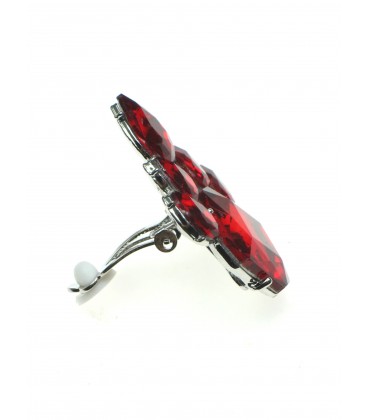 Rode oorclips met grote strass stenen