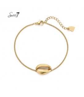 Goudkleurig armbandje met een schelp