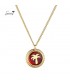 Goudkleurige ketting met ronde rode bedel met palmboom