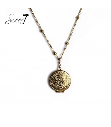 Lange goudkleurige ketting met ronde hanger die open kan