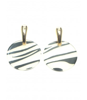 Goudkleurige oorbellen met ronde gestreepte zebra hanger