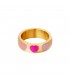 Goudkleurige ring met meerdere roze hartjes (17)