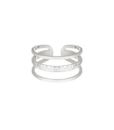 Zilverkleurige ring met drie lagen