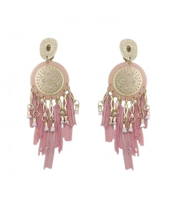 Mooie roze oorclips met strengen en kralen