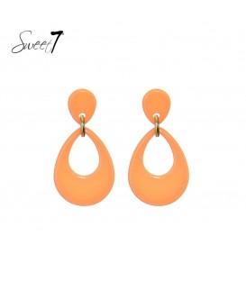 oranje oorbellen met een ovale hanger