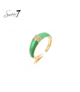 Trendy groene ring met strass steentjes