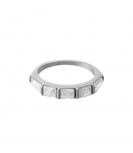 zilverkleurige ring met vierkante zirkoonstenen (17)