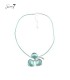 Mint groene halsketting met een hanger als een bloem