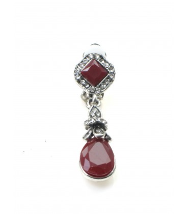 Rode oorclips met heldere strass steentjes