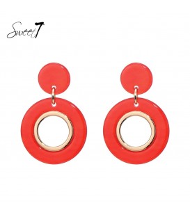 rode oorhangers,goudkleurige rand,sweet7,kleurrijke sieraden,opvallende accessoires