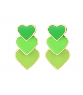 Groene oorhangers met 3 harten een goudkleurige rand