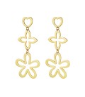 Goudkleurige oorhangers met 3 bedels ,hart en bloemen