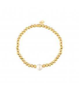 elastische armband met goudkleurige kralen en een witte parel