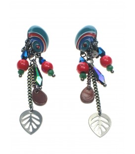 Groen blauwe oorclips met bedeltjes en kralen - Natuurlijke pracht voor jouw collectie!