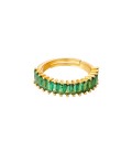 Goudkleurige vergulde ring met groene edelstenen