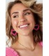 Fuchsia roze glas kralen oorhangers met koord en ene goudkleurig harten oorstukje