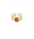 Goudkleurige Ring met Rode Steen in het Midden - Voor een Opvallende Look!