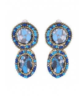 Blauw gekleurde oorclips met kleine kraaltjes