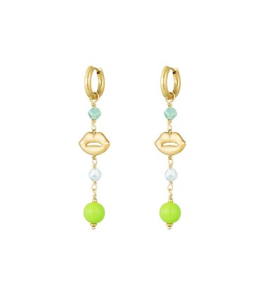 Goudkleurige oorhangers met blauwe glas kralen en lippen bedel
