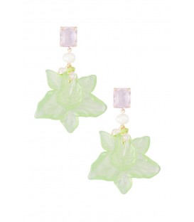 Groen bloemen oorhangers met een roze oor stukje