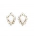Creme oorclips met een mooie strass rand