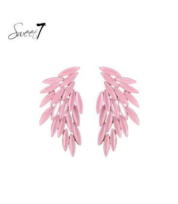 Roze oorhangers met glas steentjes