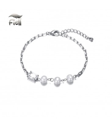Zilverkleurige armband met 3 witte parels