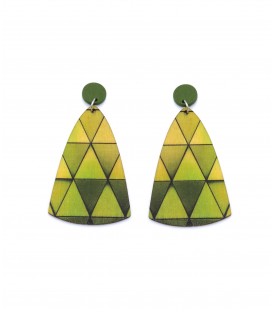 Groene gekleurde houten oorhangers met een ruit motief