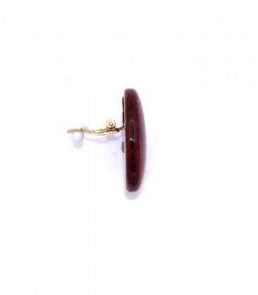 Roze gekleurde ovale oorclips van resin