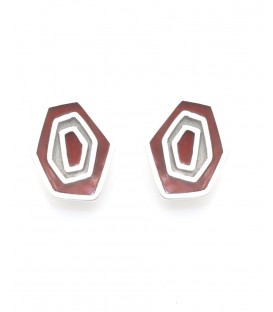 Oorclips met geometrisch design en rode inleg