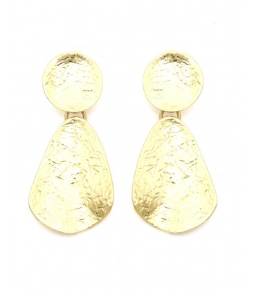 Oorclips goudkleurig elegant met gehamerd motief