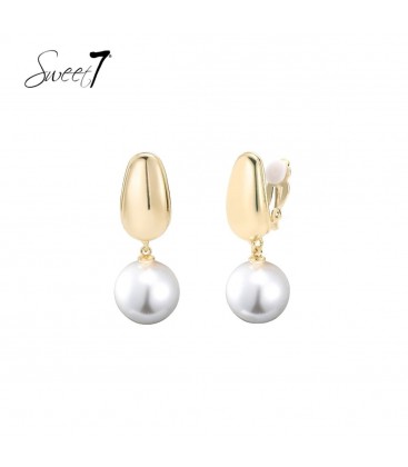 Oorclips met witte parel en goudkleurige bovenkant