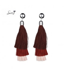 Oorbellen rood met drie lagen franjes in verschillende kleuren