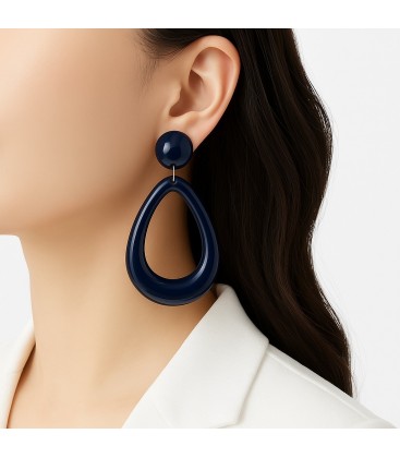 Oorclips rood met een ovale hanger