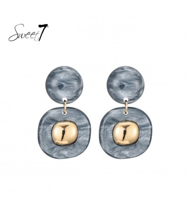 Oorbellen grijs marmer met goudkleurig accent in het midden