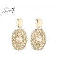 Oorbellen met champagnekleurige steen en fijne gouden details van Sweet7.