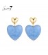 Oorbellen blauw hart met een goudkleurig oor stukje