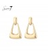 Oorbellen goudkleurig met open driehoekvorm