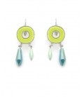Oorbellen ronde vorm in lime kleur met aqua kristal kralen hangers