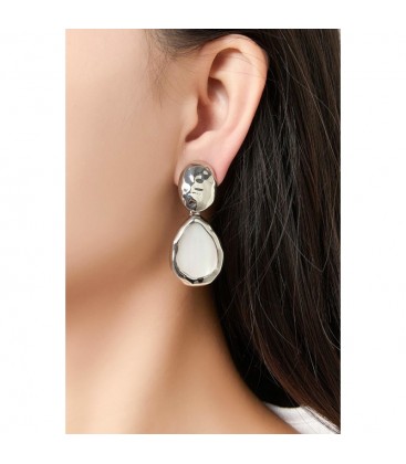 Oorclips zilverkleurig elegante met witte inleg