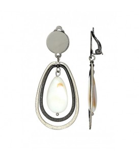 Oorclips zilverkleurig met schelpkleurige druppelhanger